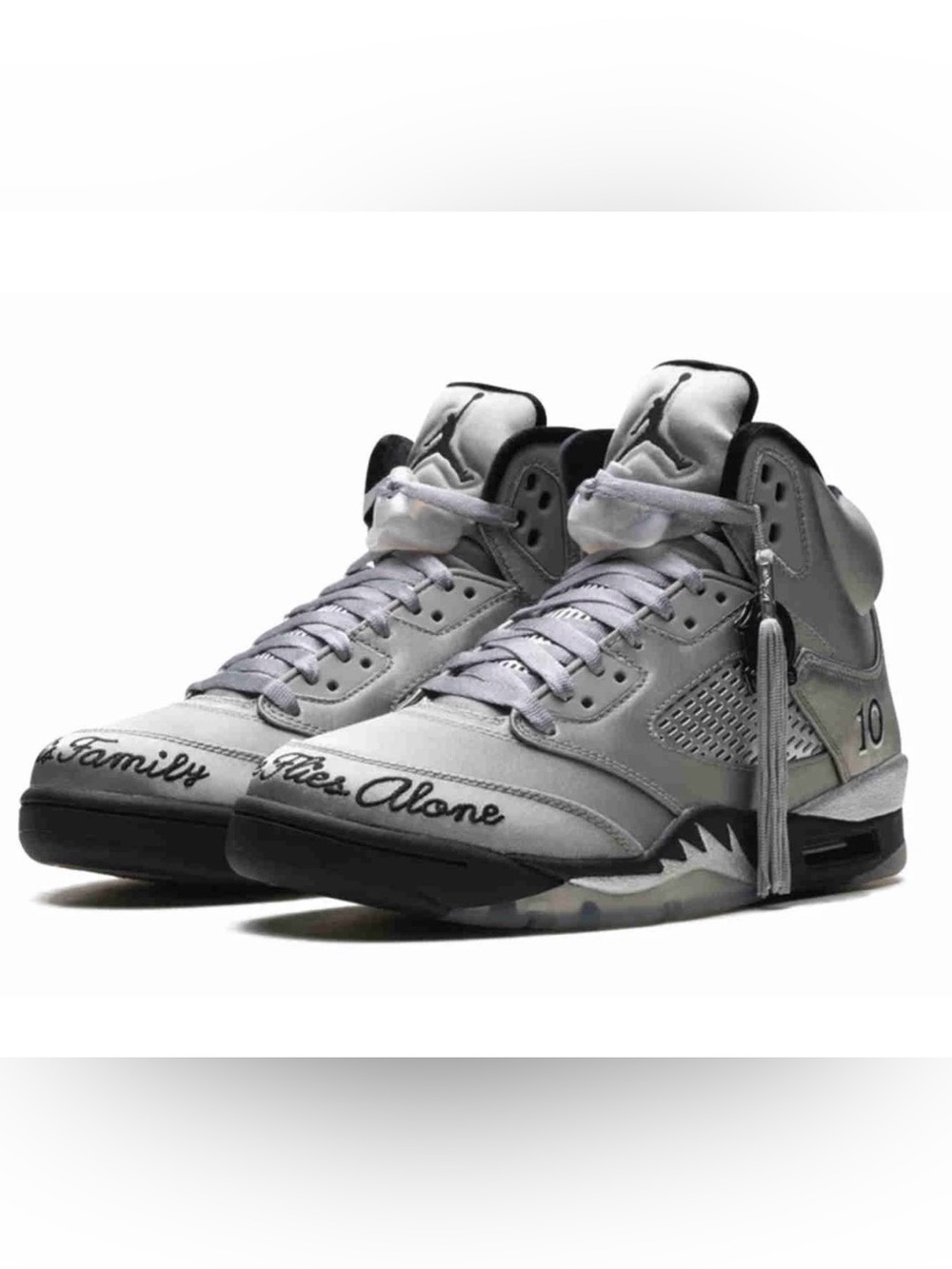 Women's Sz 16.5 / 15M -Nike Air Jordan 5 Retro Wings 10th Anniversary IO2038-001